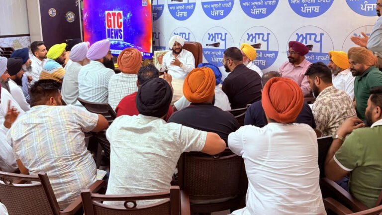 MLA Mohali Kulwant Singh Meets Landowners Over Acquisition Issues, Assures Action on Their Demands
