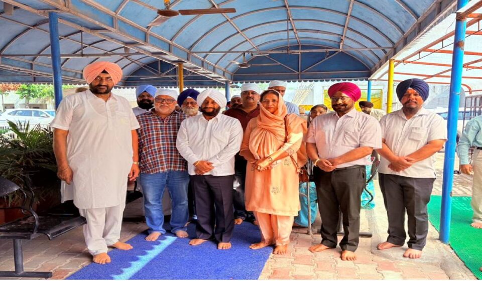 MLA Kulwant Singh attending a thanksgiving religious gathering at Gurdwara Sahib in Ward 5, Mohali, and congratulating Councillor Arvinder Kaur