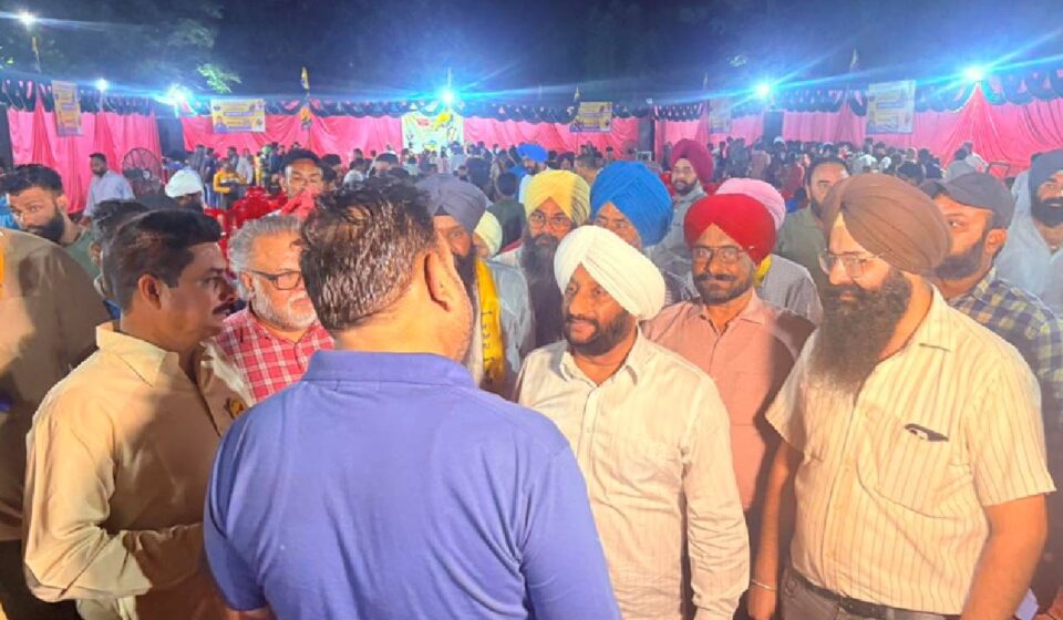 MLA Kulwant Singh interacting with residents during an election campaign in support of Bibi Arvinder Kaur in Ward 5, Mohali.