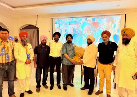 MLA Kulwant Singh interacting with residents during an election campaign in support of Harpal Singh Brar in Ward 50, Mohali.