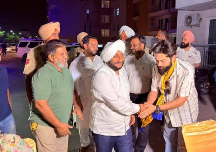 MLA Kulwant Singh interacting with residents during an election campaign in support of Kritika Sharma at Wave Estate in Ward 41, Mohali.