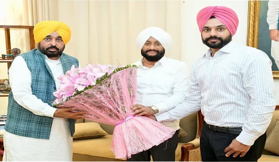 MLA Kulwant Singh meeting Chief Minister Bhagwant Mann to discuss Mohali development, infrastructure projects, and public welfare initiatives.