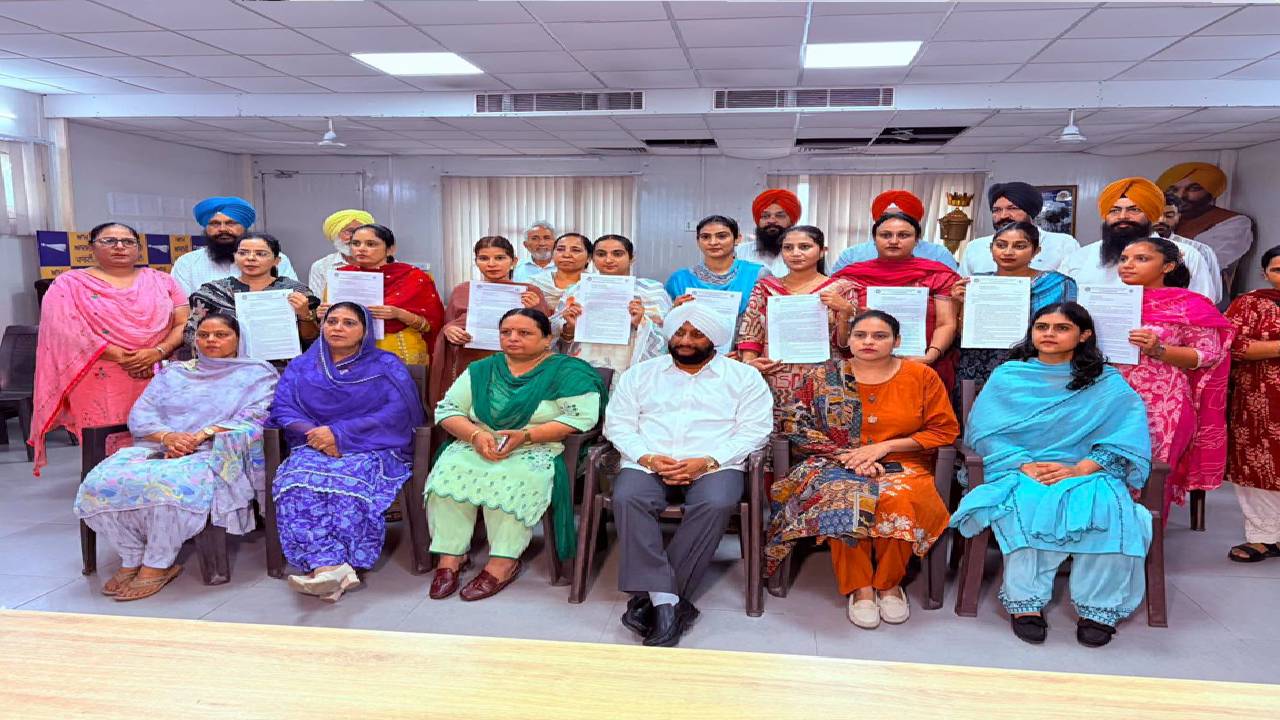 MLA Kulwant Singh congratulates newly appointed Anganwadi Workers from Mohali after receiving their appointment letters