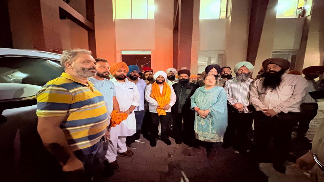 MLA Kulwant Singh interacting with residents during a community meeting in Bahilolpur village, SAS Nagar Mohali, discussing development projects and public welfare initiatives