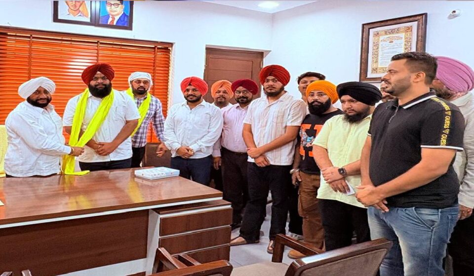 MLA Kulwant Singh congratulates Biswpreet Singh on his appointment as Youth Wing Area Coordinator in Mohali