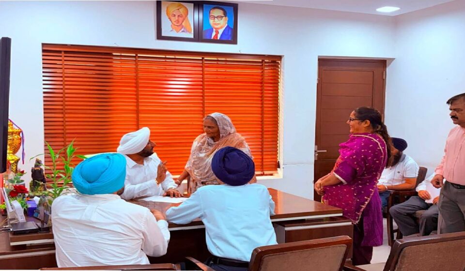 MLA Kulwant Singh interacting with residents of SAS Nagar Mohali during a public meeting focused on addressing local concerns and promoting citizen-centric governance