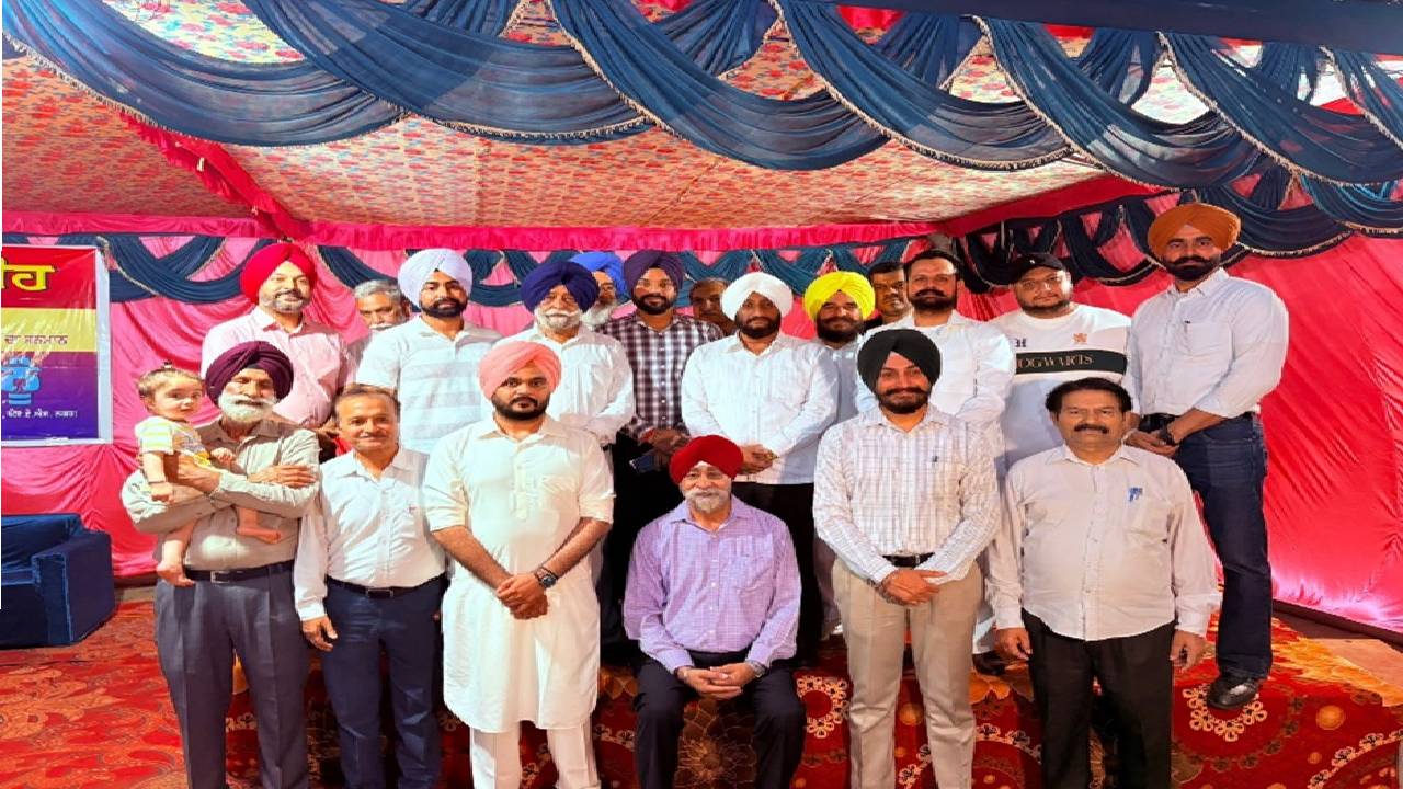 MLA Kulwant Singh attending a felicitation ceremony honouring the newly elected Mayor, Deputy Mayors, and councillors of the Mohali Municipal Corporation in Ward No. 44.