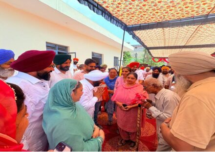 MLA Kulwant Singh interacting with residents during a Lok Milni programme in Sohana village, SAS Nagar Mohali, discussing public issues and village development.