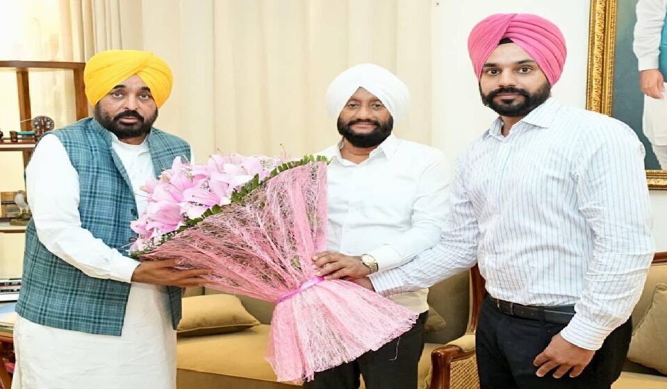 MLA Kulwant Singh meeting Chief Minister Bhagwant Mann to discuss Mohali development, infrastructure projects, and public welfare initiatives