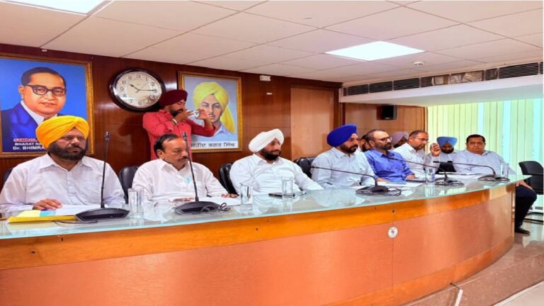MLA Kulwant Singh Reviews Civic Projects at Mohali Municipal Corporation