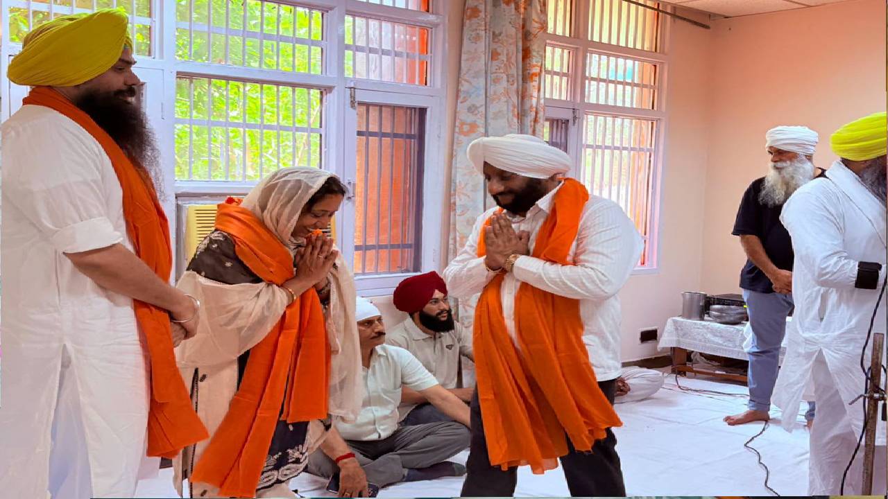 MLA Kulwant Singh attending the Shri Sukhmani Sahib Path at Dr. B.R. Ambedkar Institute, Phase 3B2, SAS Nagar Mohali, on the occasion of the new academic batch