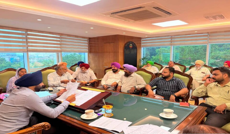 Mayor Sarabjeet Singh Samana meeting residents from different areas of SAS Nagar Mohali at his office to hear civic issues and public grievances