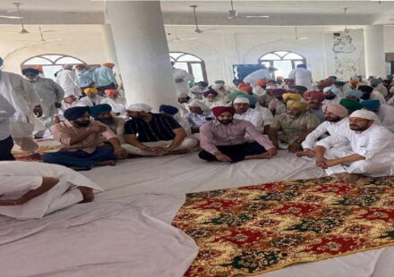 Mayor Sarabjeet Singh Samana attends the Antim Ardas of late Surinderpal Singh Tiwana Ji at Gurdwara Sri Jharwana Sahib in Ditupur Jatt, Mohali