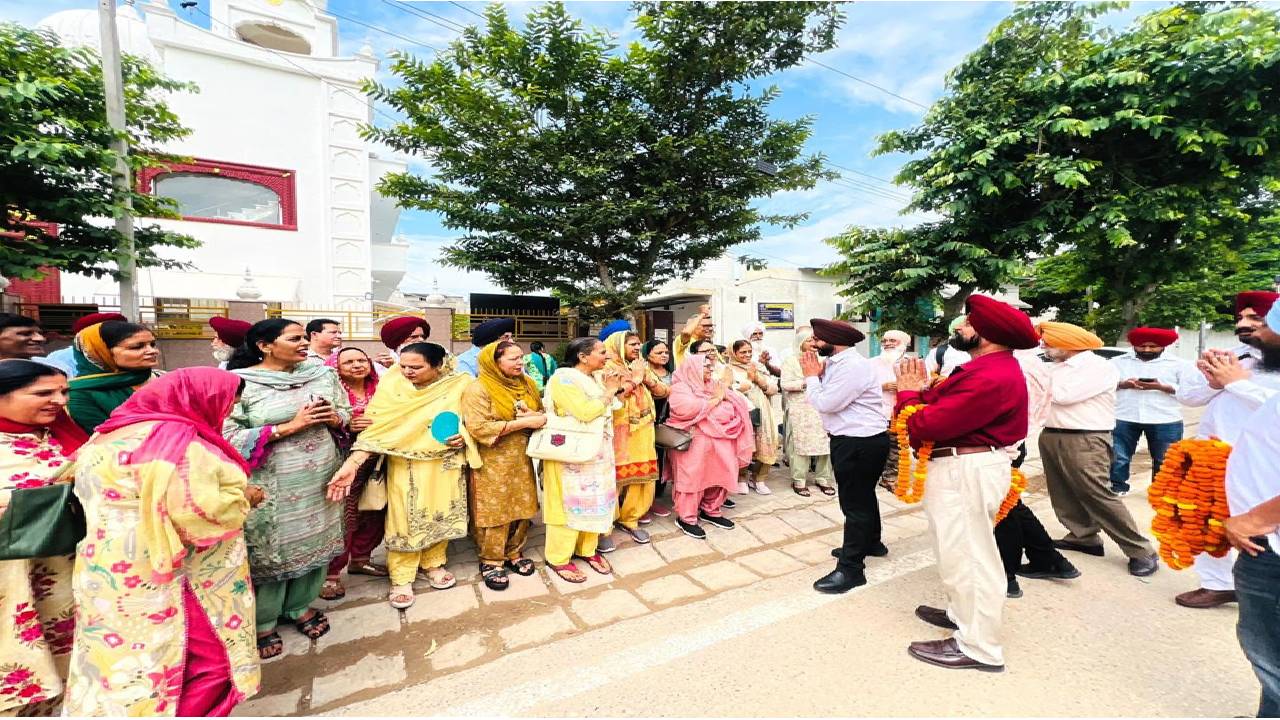 Mayor Sarabjeet Singh Samana flags off the Chief Minister's Pilgrimage Scheme bus from Sector 79, SAS Nagar Mohali, for senior citizens visiting major religious and historical sites