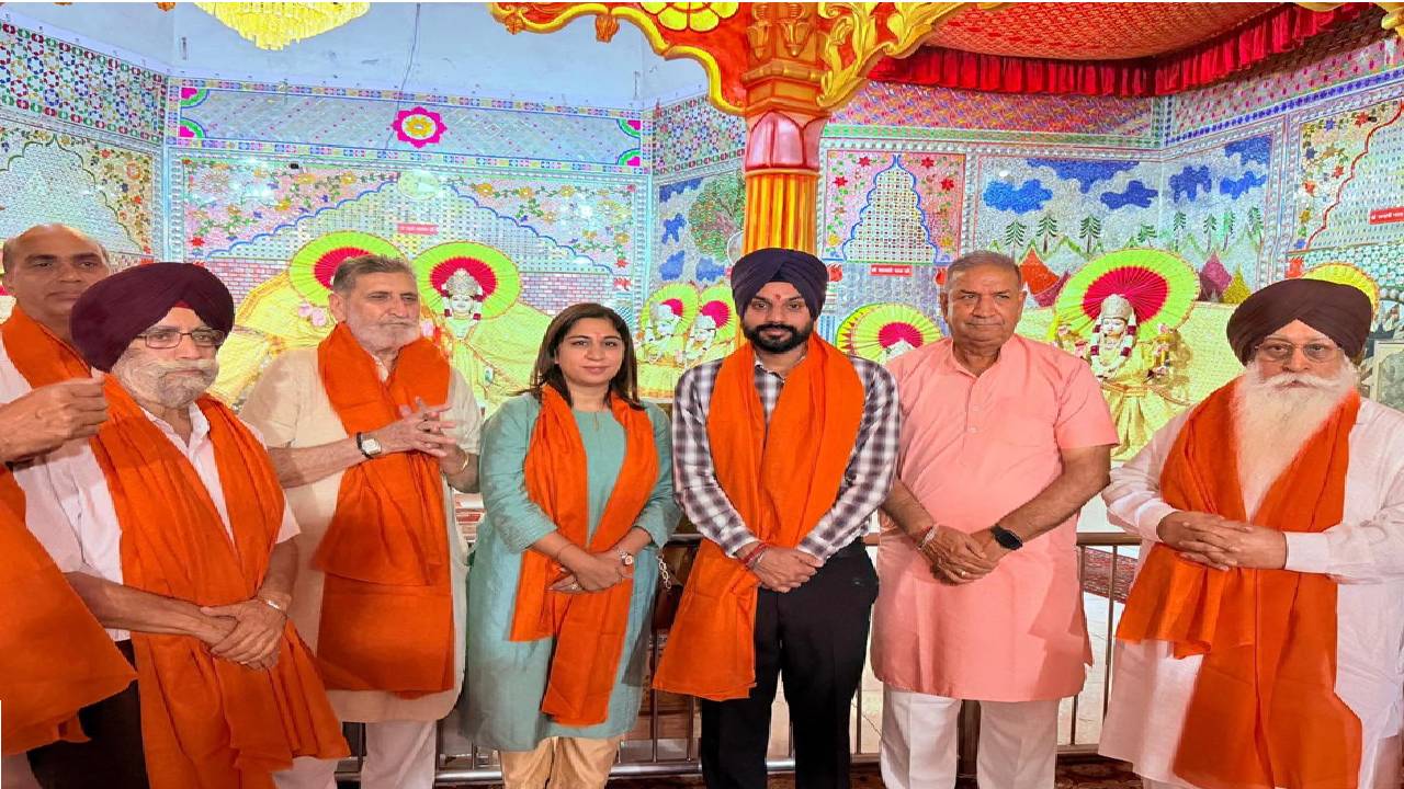Mayor Sarabjeet Singh Samana offering prayers during the Ekadashi programme at Sri Lakshmi Narayan Temple in Phase 11, SAS Nagar Mohali
