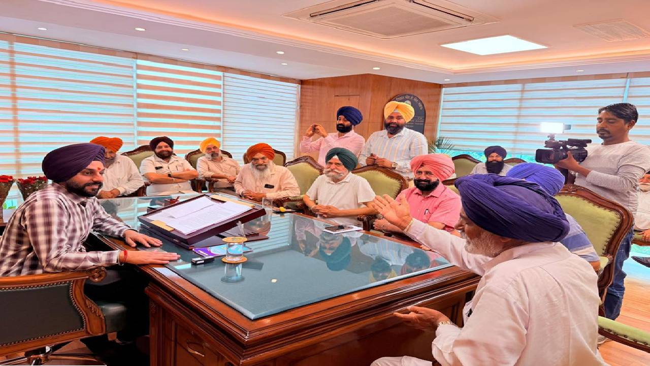 Mayor Sarabjeet Singh Samana meeting respected community members and prominent residents at his office in SAS Nagar Mohali.