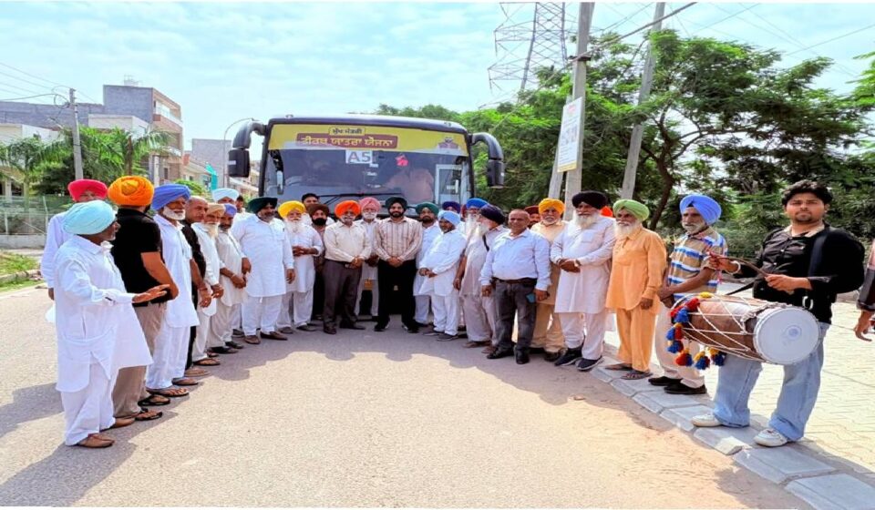 Mayor Sarabjeet Singh Samana flags off two Chief Minister's Pilgrimage Scheme buses from Mauli Baidwan in SAS Nagar Mohali for senior citizens.
