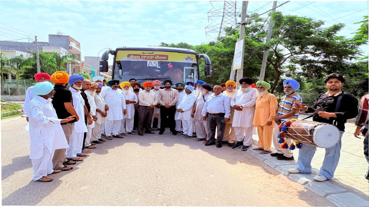 Mayor Sarabjeet Singh Samana flags off two Chief Minister's Pilgrimage Scheme buses from Mauli Baidwan in SAS Nagar Mohali for senior citizens.