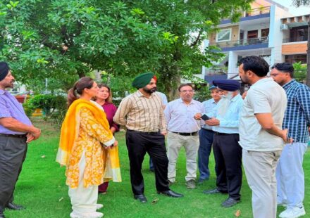 Mayor Sarabjeet Singh Samana visits the park in Ward 33, Sector 70, Mohali, interacts with residents, and inspects cleanliness and drainage works