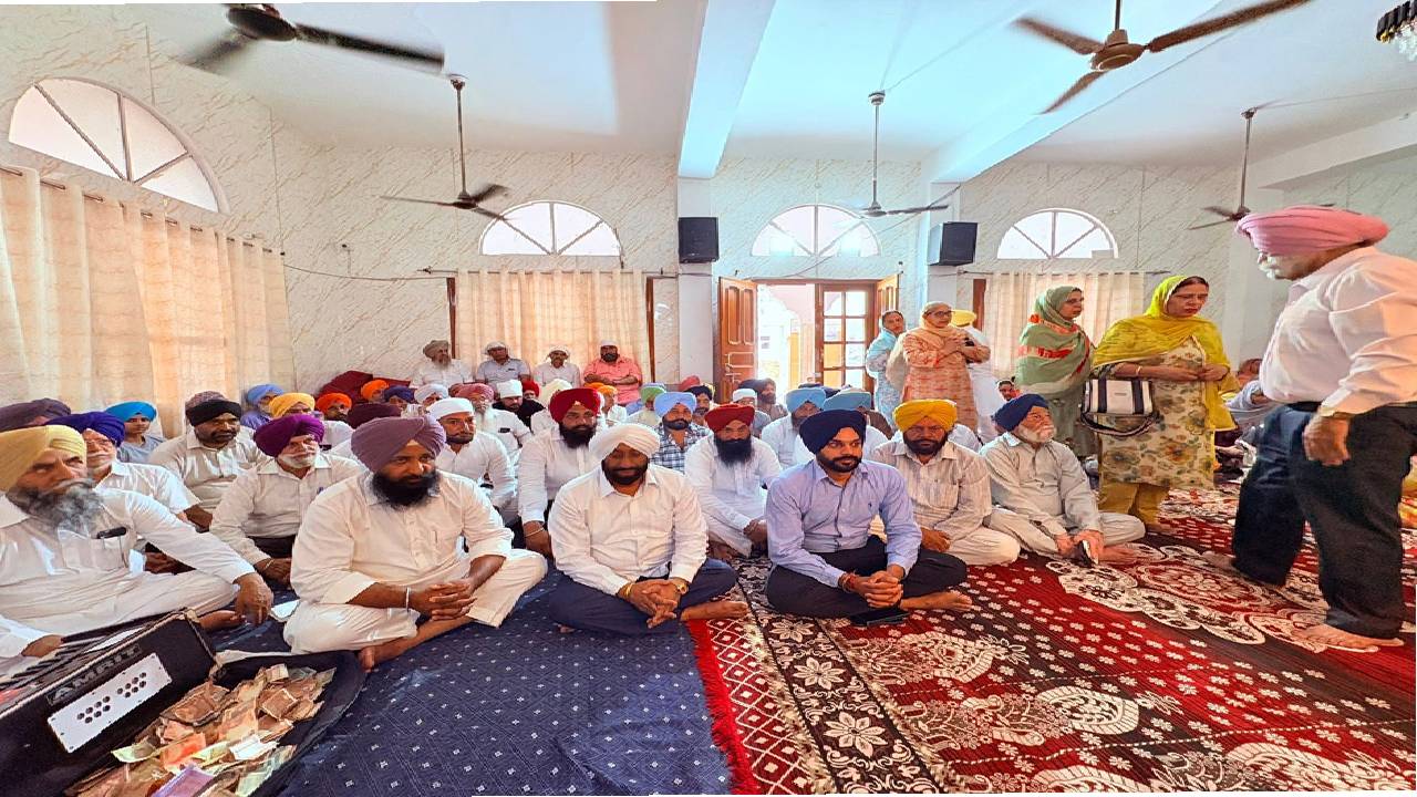 Mayor Sarabjeet Singh Samana attends the thanksgiving Path organised for Ward 47 Councillor Bibi Parminder Kaur Ji at a Gurdwara Sahib in Mohali