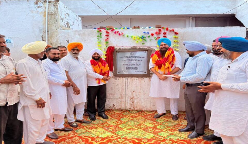 MLA Kulwant Singh and MP Malwinder Singh Kang inaugurating solar LED street lights in Gobindgarh village, SAS Nagar Mohali, to improve public safety