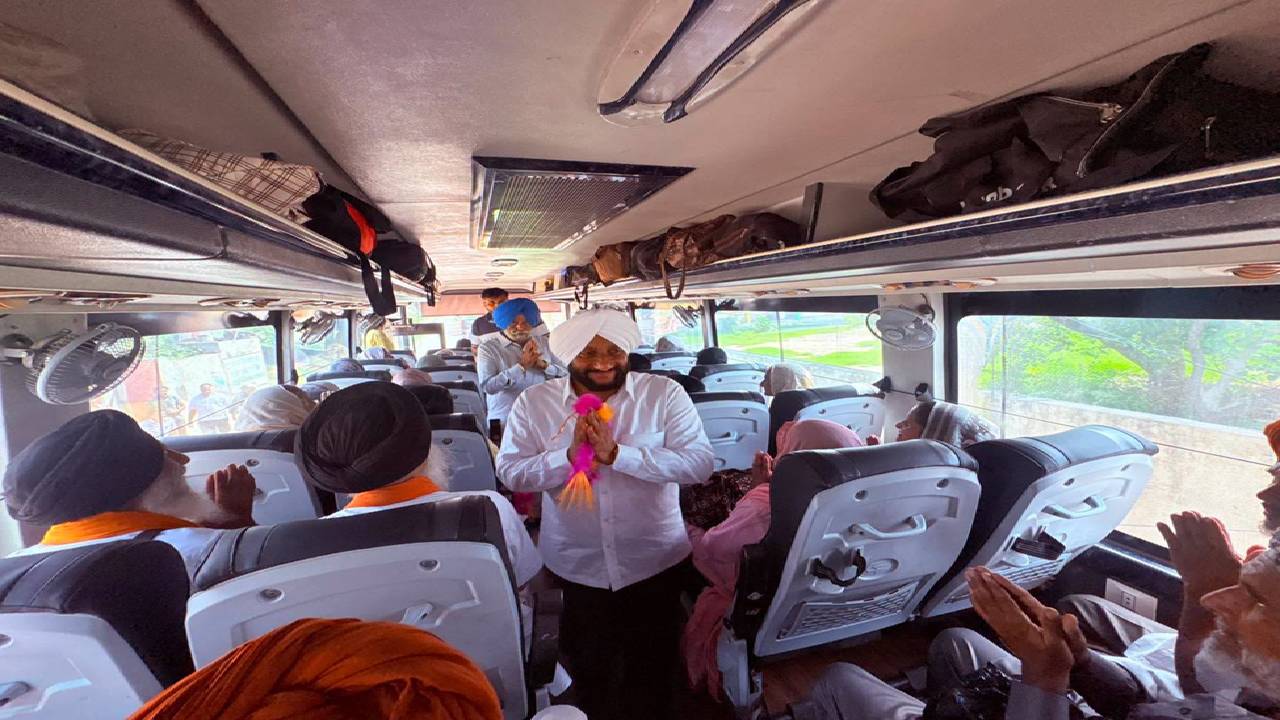 Senior citizens departing from Nagari village in Mohali under the Chief Minister Tirath Yatra Scheme.