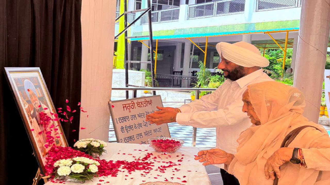 MLA Kulwant Singh attends the Antim Ardas of Shri Dharampal Upashak Ji at Gurdwara Sri Sahibwara Phase 5 Mohali.
