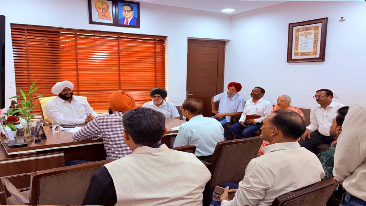 MLA Kulwant Singh meets residents from different areas of Mohali and listens to their concerns
