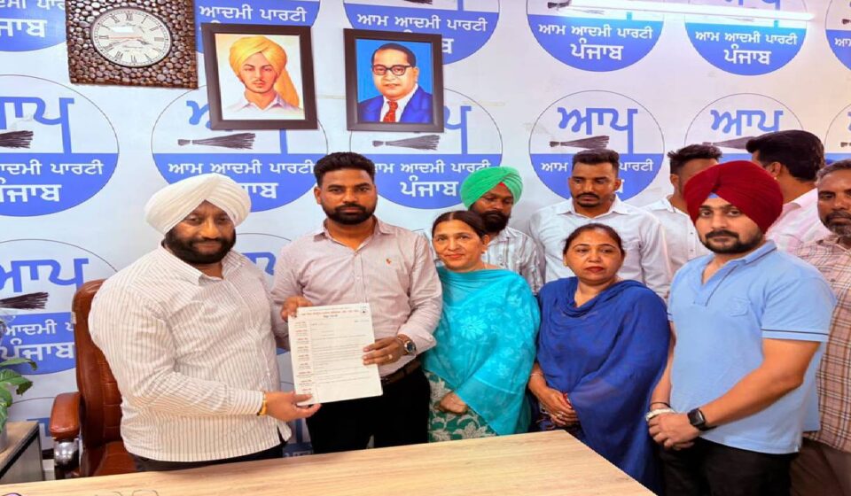 MLA Kulwant Singh interacting with residents during a public grievance meeting at his constituency office in Mohali