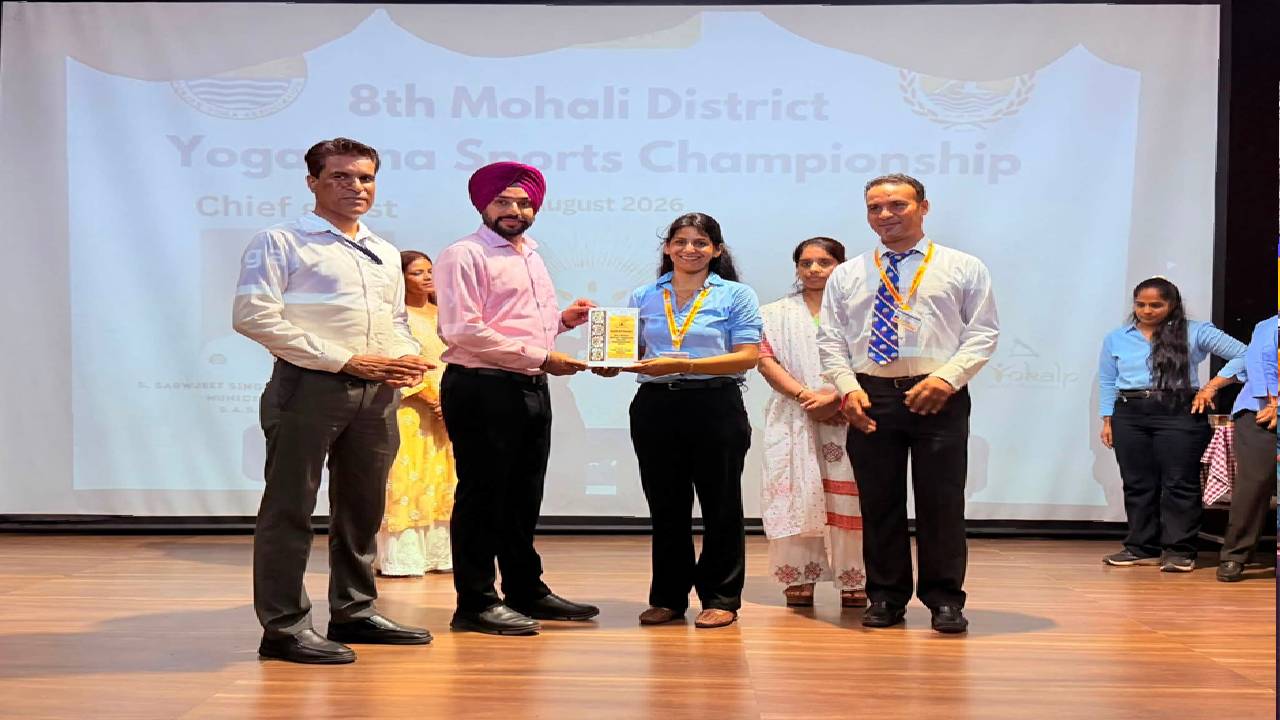 Mayor Sarabjeet Singh Samana participates as Chief Guest at the 8th Mohali District Yogasana Sports Championship 2026 and encourages student participants.