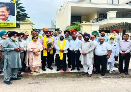 Mayor Sarabjeet Singh Samana receives a congratulatory visit from PUDA employees at his office in SAS Nagar Mohali