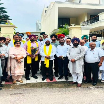 Mayor Sarabjeet Singh Samana receives a congratulatory visit from PUDA employees at his office in SAS Nagar Mohali