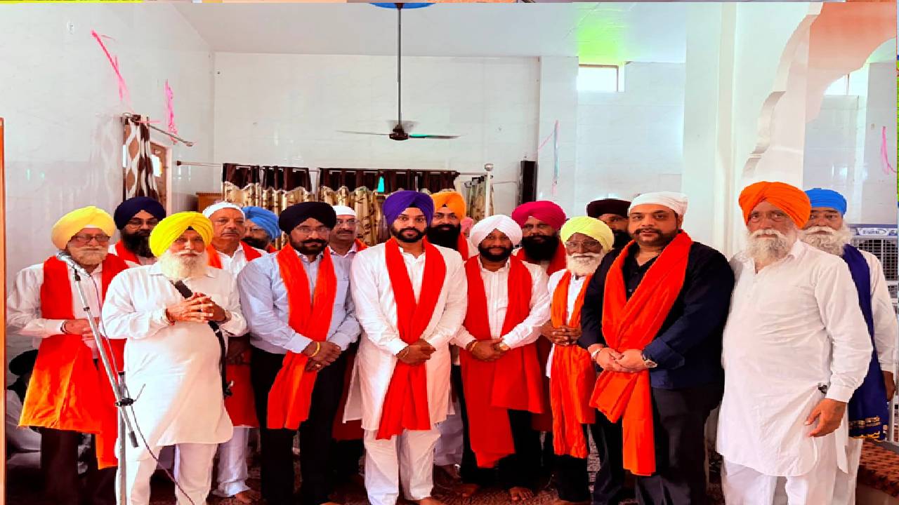 Mayor Sarabjeet Singh Samana attends Sukhmani Sahib Path at the Gurdwara Sahib in his native village Samana Kalan with local villagers.