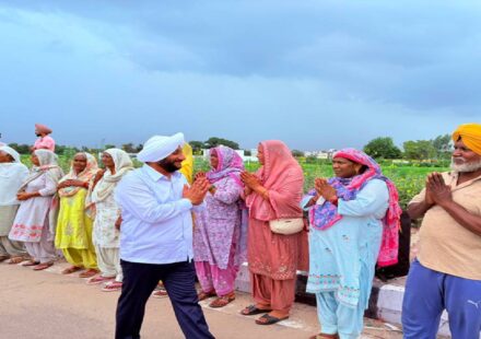 Senior pilgrims depart from Safipur village in Mohali under the Chief Minister Tirath Yatra Scheme.