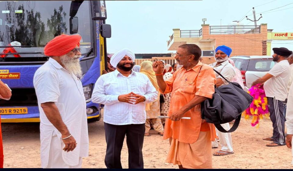 Senior pilgrims depart from Maujpur, Gobindgarh and Chachumajra villages in Mohali under the Chief Minister Tirath Yatra Scheme