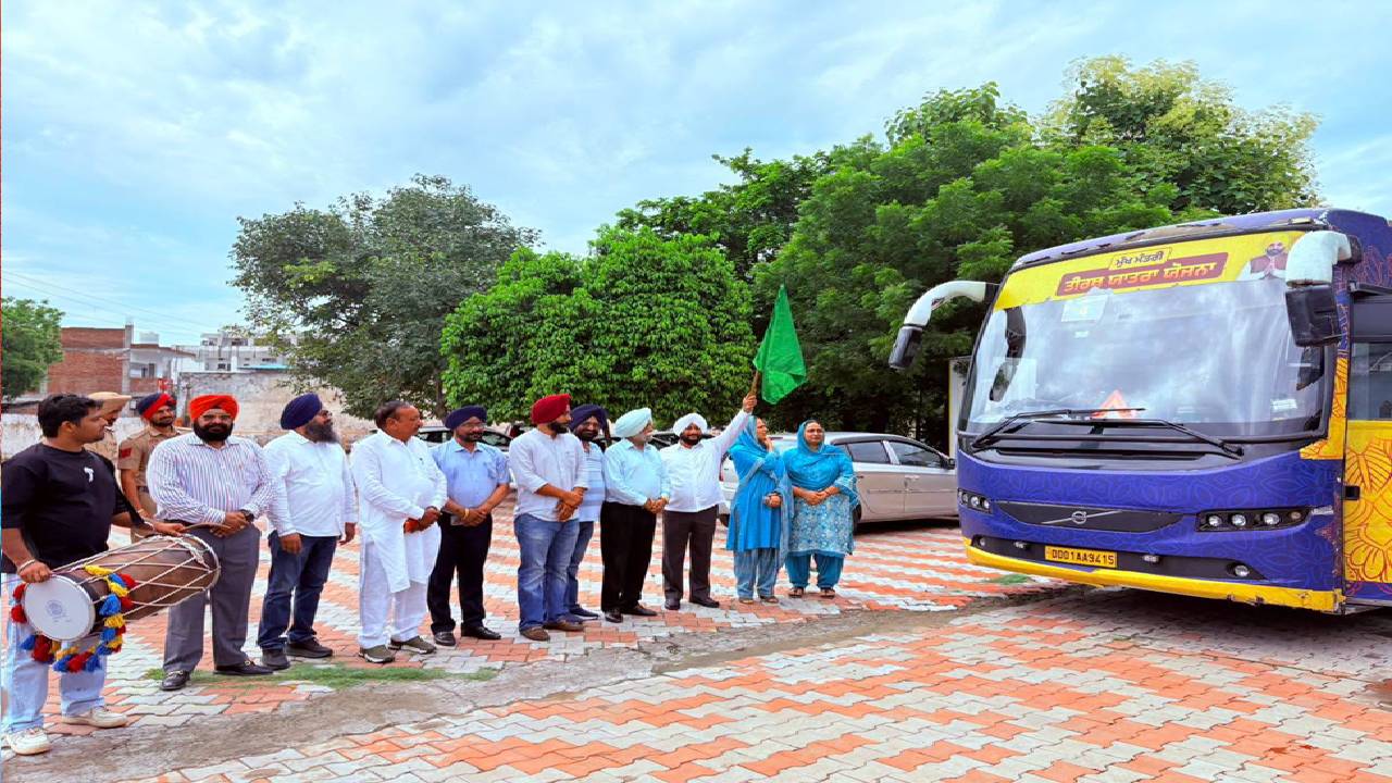 Senior pilgrims depart from Mataur village in Mohali under the Chief Minister Tirath Yatra Scheme.