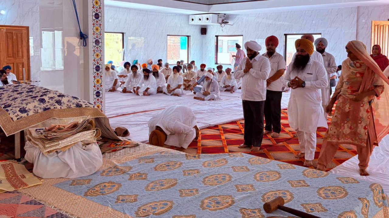 Bhago Majra prayer for Paramjit Kaur at Gurdwara Sahib
