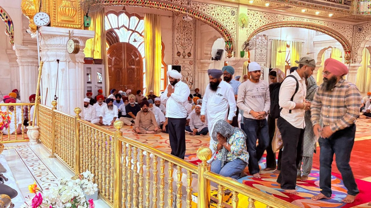Jagdev Singh prayer at Gurdwara Sahib in Mohali with Kulwant Singh